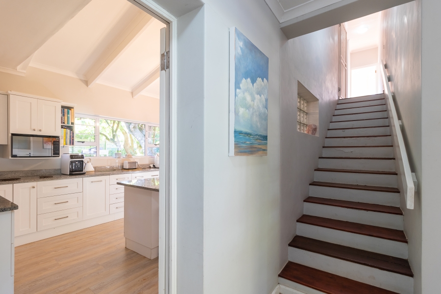 5 Bedroom Property for Sale in Kenton On Sea Eastern Cape